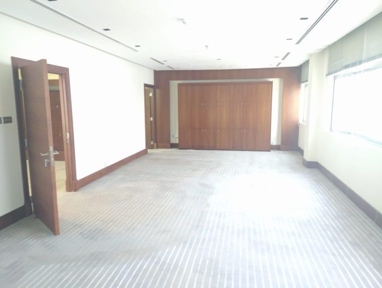 Commercial Property U/F Office  for rent in Doha-Qatar #14633 - 1  image 